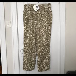 Lucy and Yak Alex pants!